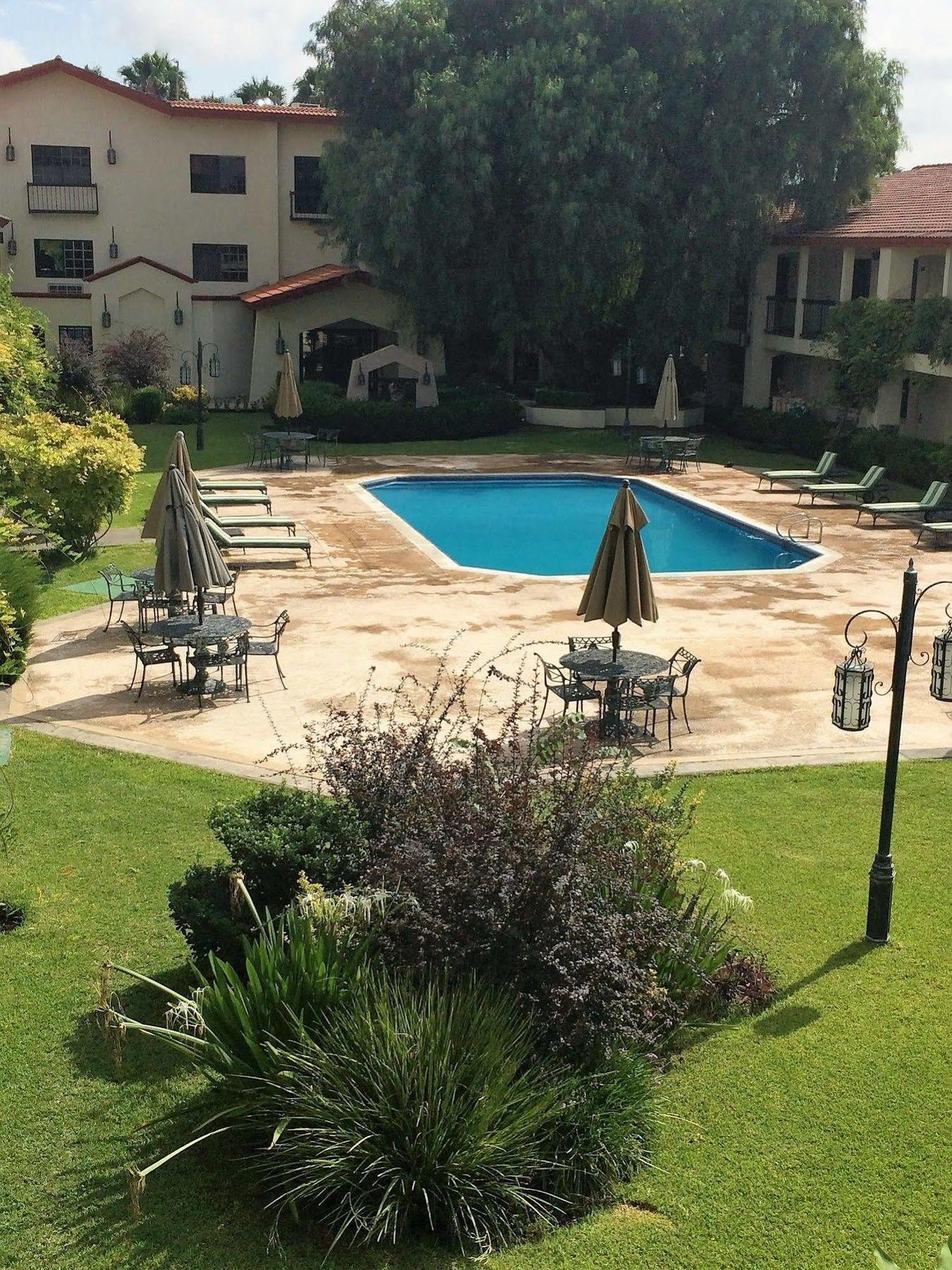Quinta Dorada Hotel & Suites Сальтільо Екстер'єр фото